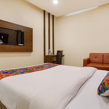 Fabhotel Vertigo Suites - Nr Bkc Bombaj Zewnętrze zdjęcie