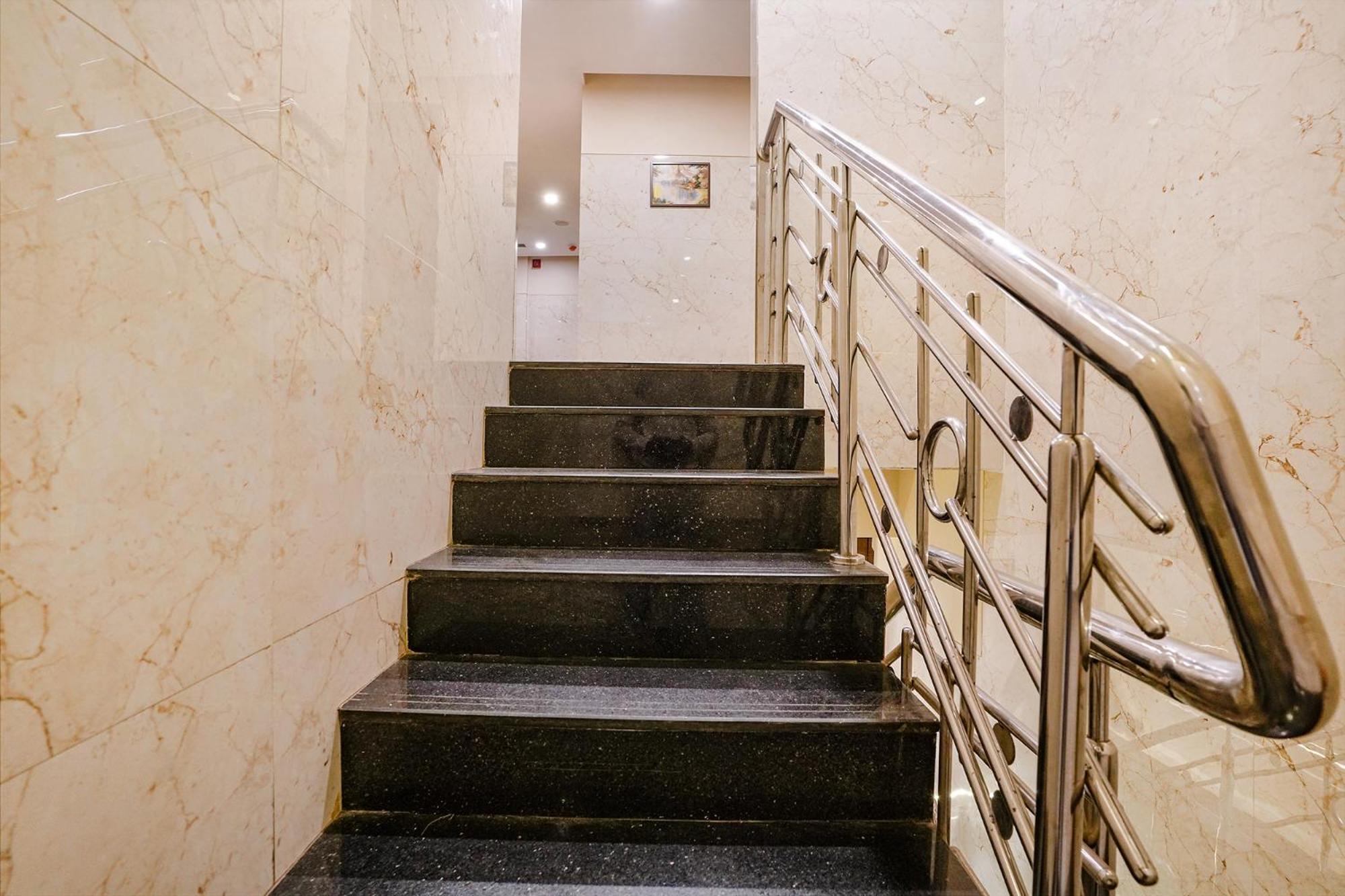 Fabhotel Vertigo Suites - Nr Bkc Bombaj Zewnętrze zdjęcie
