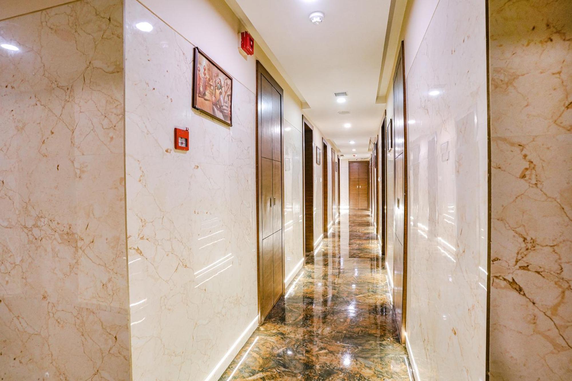 Fabhotel Vertigo Suites - Nr Bkc Bombaj Zewnętrze zdjęcie