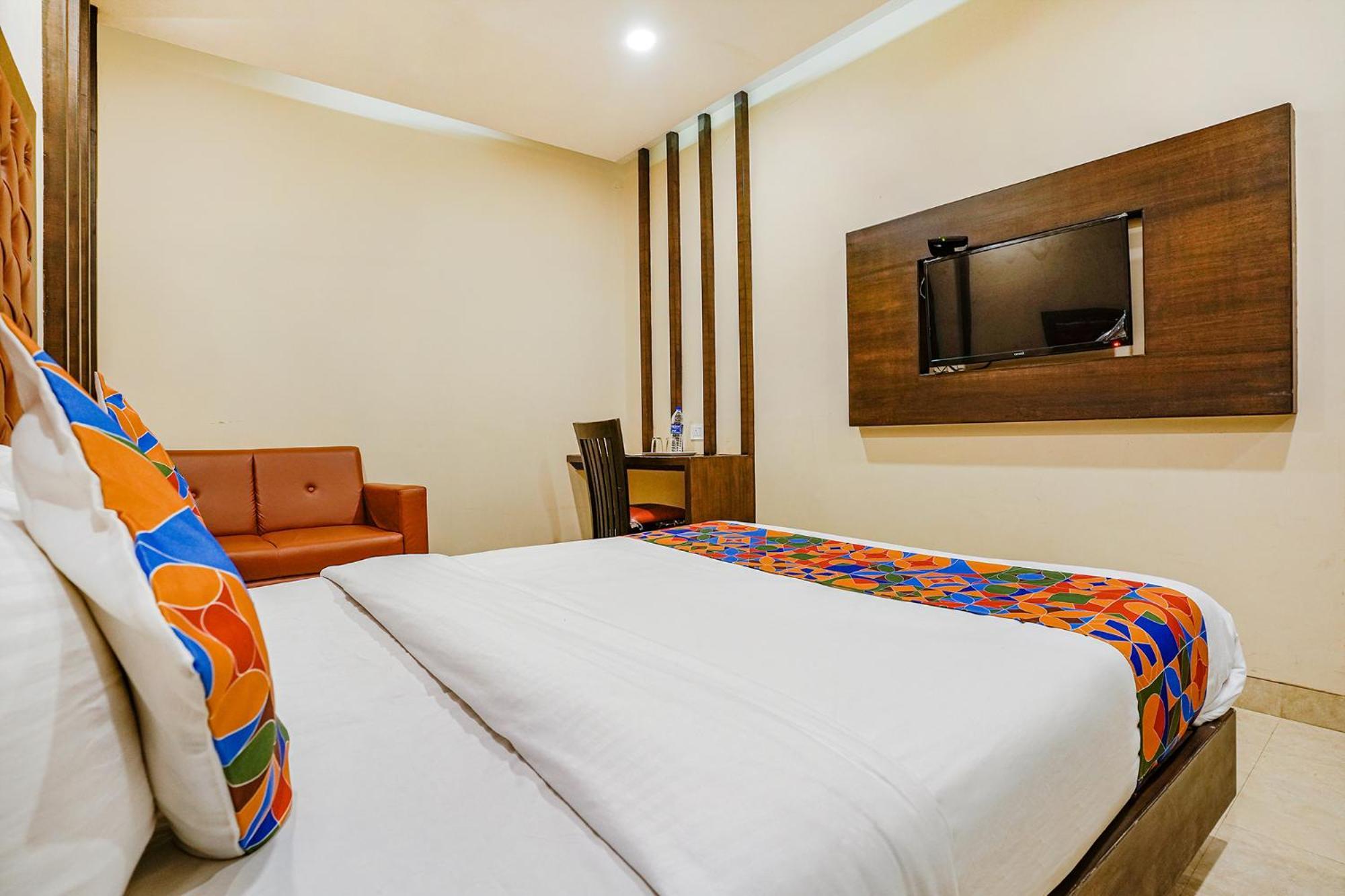 Fabhotel Vertigo Suites - Nr Bkc Bombaj Zewnętrze zdjęcie